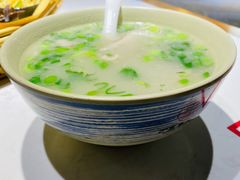 -丁里羊肉小镇(天鹅湖总店)
