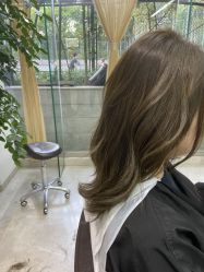 -CARR SALON