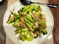 黄瓜拌大海螺肉-聚缘堂·海鲜私房菜(松岭路店)