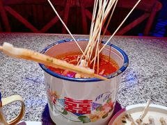 小盅串串香-蛙来哒(汇一城黑金冠店)