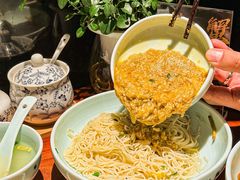 -裕兴记•蟹黄面馆(人民广场店)