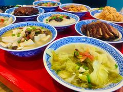 -蓝田九大碗民俗食府(蓝田店)