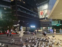 -中航城君尚购物中心
