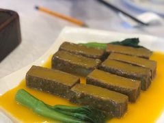 -景月阁空中食府(希尔顿酒店)