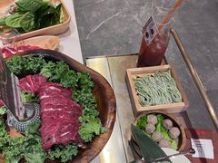 鲜牛肉-左庭右院鲜牛肉火锅(七宝领展广场店)