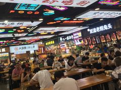 -八一好吃街·高品美食广场