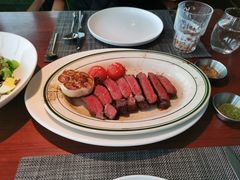 -MONICH牛排融合餐厅(和义大道购物中心店)