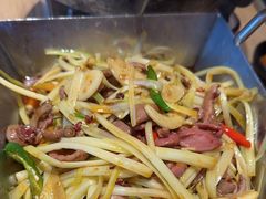 -川堂风·跷脚牛肉·乐山爆炒(宝山日月光店)