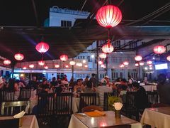 -Lanterns Vietnamese Restaurant