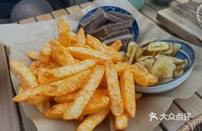 Hot Pot Tea Snacks