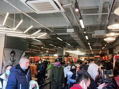 -NIKE上海青浦优选体验店