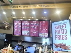 -The Habit Burger Grill 哈比特汉堡(爱琴海店)