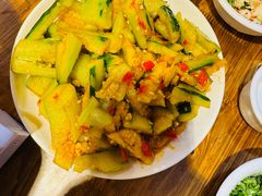 -乡土特色.冷锅鱼.牦牛肉汤锅