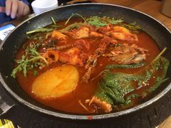 -喇喇排骨火锅·传统韩式脊骨汤(望京西园总店)