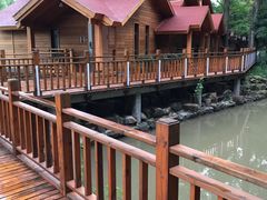 -上海怡沁园度假酒店