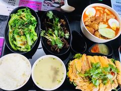 -绿柠食堂(北外滩店)