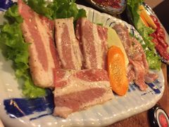 -炼火烤肉店