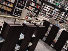 -钟书阁(群光广场店)