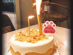 海盐流心蛋糕-熊猫不走生日蛋糕(东城店)