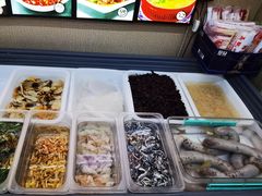 自助取餐区-牛庄高晓山风味馅饼城(海城店)