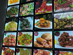 -芦茨金富饭庄·25年老字号·专做稻草鸡