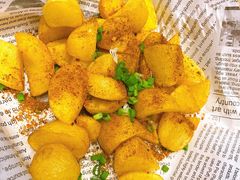 -临界音乐酒馆·小龙虾·江湖菜(华熙LIVE·鱼洞店)