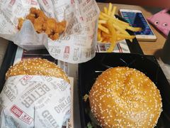 -The Habit Burger Grill 哈比特汉堡(复兴soho店)