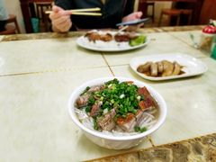 -香辉食馆(新兴路店)