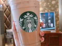 蜜香燕麦红茶拿铁-星巴克(天津佛罗伦萨小镇店)