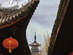 -龙华寺
