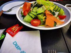 -DEEP·美式餐吧(五棵松华熙LIVE店)