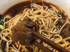 -易毛特色牛肉面(解放碑步行街店)