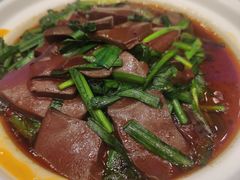 韭菜炒鸭血-亢龙太子酒轩·花园店