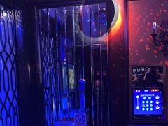 -骑士KTV(红谷滩万达店)