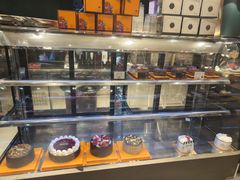 -红跑车蛋糕世界(网巾市店)