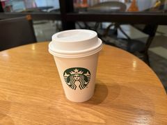 -星巴克(上海虹桥新天地二店)
