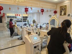 -Bollins波林丝•专研护发中心