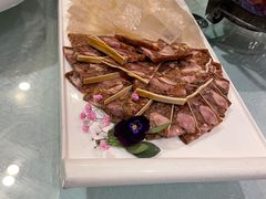 -大宝全猪馆(南京路店)