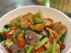 油豆腐炒剔骨肉-红色湘菜馆(春风店)