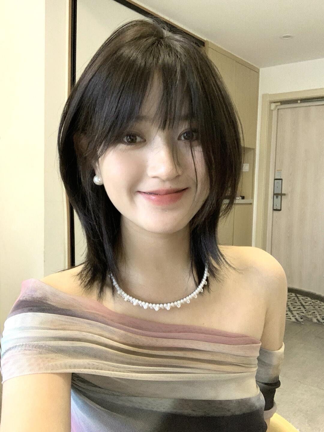 齐肩发 外翻发型