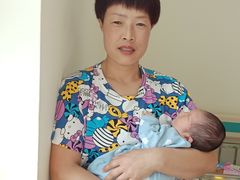 -爱月宝月嫂·育儿嫂(哈尔滨总店)