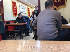 大堂-门框胡同百年卤煮(新街口店)