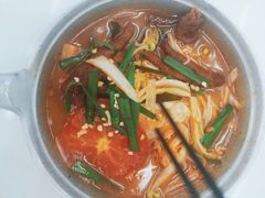 -汤小云火锅米线(钻汇广场店)