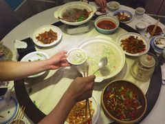 -俏湘厨•地道湘菜(建华南路店)