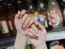 -悦指间美甲美睫