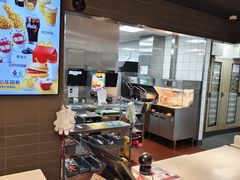 -麦当劳(轻轨曹杨路店)