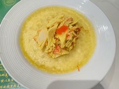 黄芥末蟹柳风味芝士烤土豆-库滋明·俄罗斯特色美食(中央大街店)