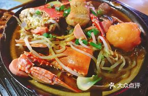 White Crab Hot Pot