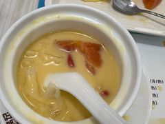-满记甜品(优客百盛店)