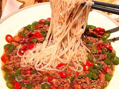 -八月美食小馆(银泰城总店)
